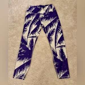Fabletics Capri Leggings. White w/Purple Palm Trees. L